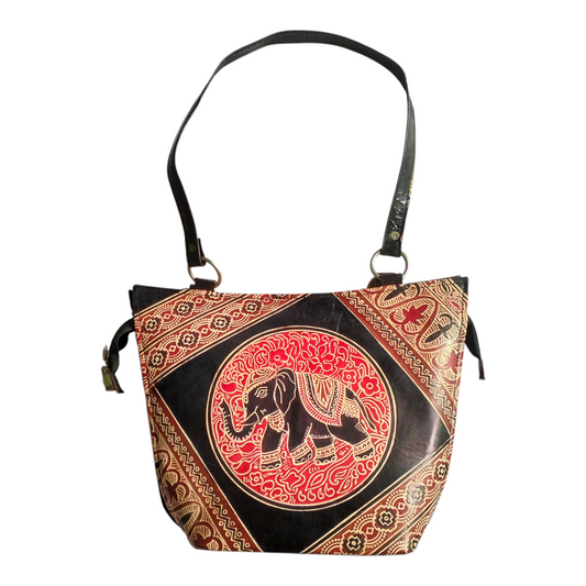 Traditional Shantiniketan Style Shoulder Bag – Spacious Handcrafted Bag Showcasing the Heritage of Bengal